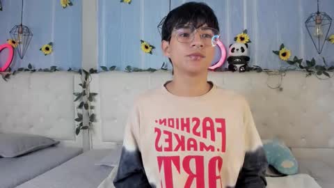 ale_aurarashi online show from 2, 12, 2025