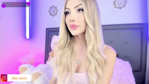 Snapshot of ale_love_ chatting on 30, 9, 2025 ALE LOVE online show from 30, 9, 2025