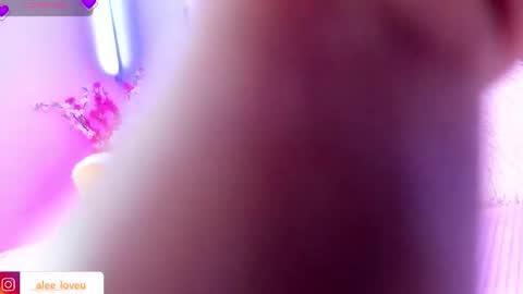 Snapshot of ale_love_ chatting on 9, 10, 2025 ALE LOVE online show from 9, 10, 2025