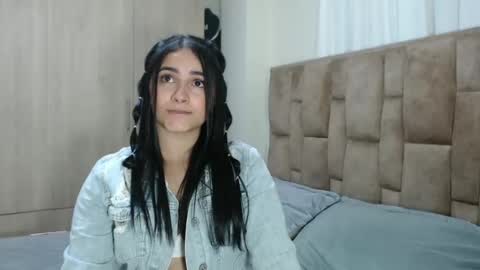 Snapshot of aleejhandra chatting on 9, 2, 2025 alejandra online show from 9, 2, 2025