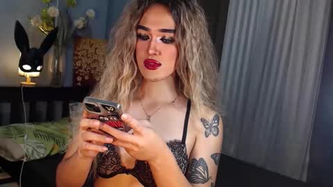 aleinacroft online show from 12, 9, 2025