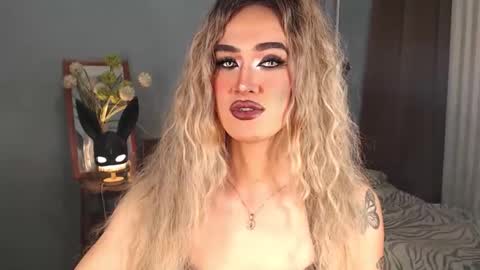 aleinacroft online show from 5, 10, 2025