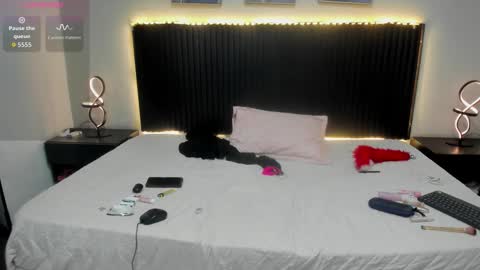 aleja__slav3 online show from 5, 2, 2026