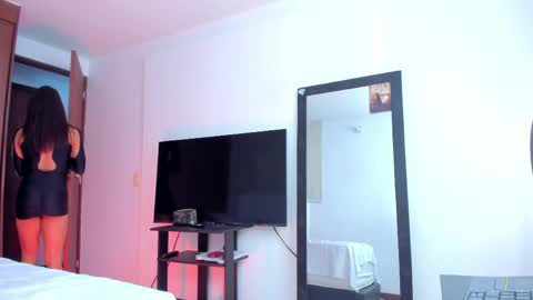 Alejandra Arango online show from 10, 5, 2026