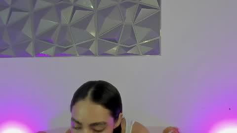 aleja_r01 online show from 5, 4, 2026