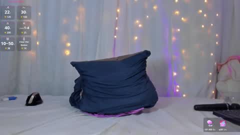 Snapshot of aleja_rossi chatting on 19, 2, 2025 Aleja online show from 19, 2, 2025