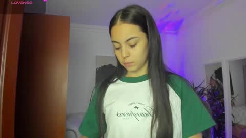 Snapshot of alejaa___ chatting on 1, 3, 2025 Alejandra online show from 1, 3, 2025