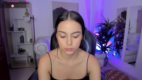 Snapshot of alejaa___ chatting on 8, 3, 2025 Alejandra online show from 8, 3, 2025