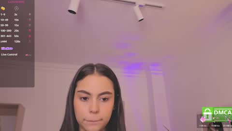 Snapshot of alejaa___ chatting on 8, 10, 2025 Alejandra online show from 8, 10, 2025