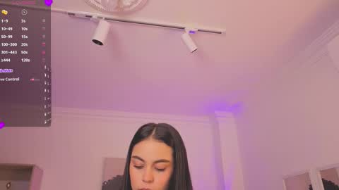 Snapshot of alejaa___ chatting on 24, 10, 2025 Alejandra online show from 24, 10, 2025
