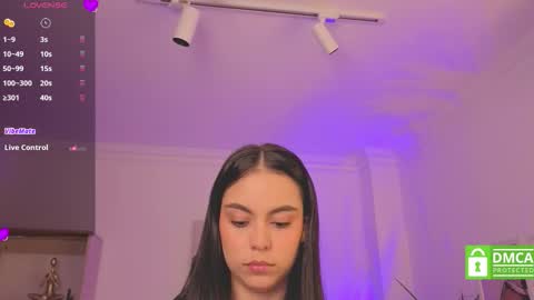 Snapshot of alejaa___ chatting on 25, 10, 2025 Alejandra online show from 25, 10, 2025