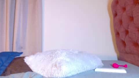alejandra_dunn1 online show from 15, 5, 2026