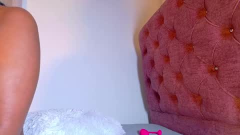 alejandra_dunn1 online show from 15, 5, 2026