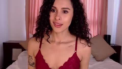 Snapshot of alejandraray chatting on 18, 6, 2026 Danna Ray online show from 18, 6, 2026