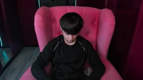 Snapshot of alejandro_ellias chatting on 3, 3, 2026 Alejandro online show from 3, 3, 2026