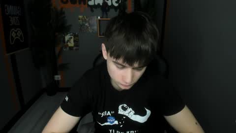 Snapshot of alejandro_ellias chatting on 9, 4, 2026 Alejandro online show from 9, 4, 2026