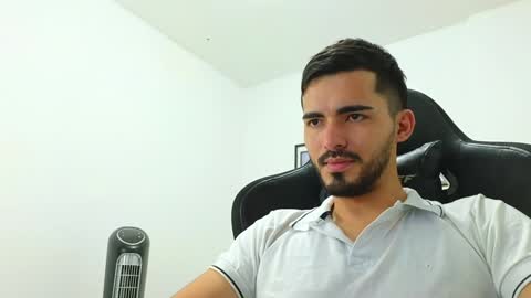 alejandroo_7 online show from 22, 12, 2024
