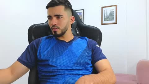 alejandroo_7 online show from 23, 1, 2025