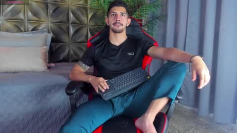 Alejo  online show from 28, 12, 2024