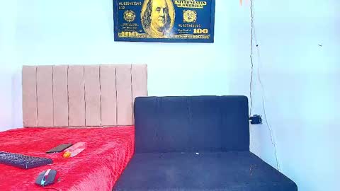 Snapshot of alejo_21cm chatting on 30, 9, 2025 alejo_21cm online show from 30, 9, 2025