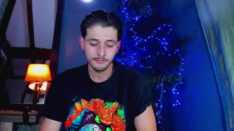 alejo_323__ online show from 2, 1, 2025