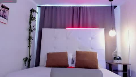 Snapshot of alejo_exotic chatting on 28, 7, 2026 alejo_exotic online show from 28, 7, 2026