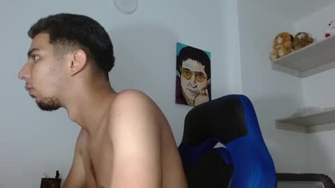 Snapshot of alejo_hot23 chatting on 21, 1, 2025 David online show from 21, 1, 2025