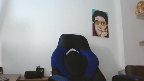 Snapshot of alejo_hot23 chatting on 10, 2, 2025 David online show from 10, 2, 2025