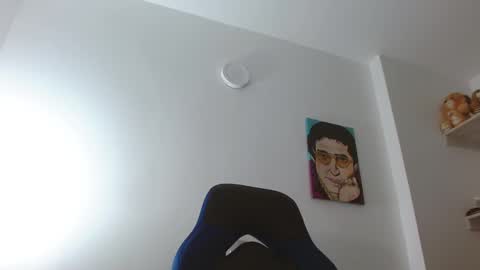 Snapshot of alejo_hot23 chatting on 15, 2, 2025 David online show from 15, 2, 2025