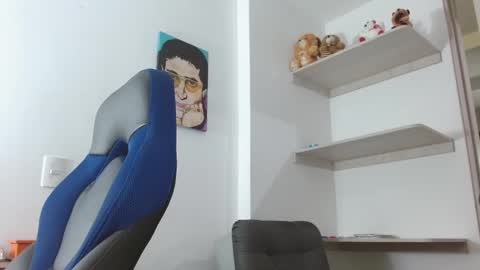 Snapshot of alejo_hot23 chatting on 1, 3, 2025 David online show from 1, 3, 2025