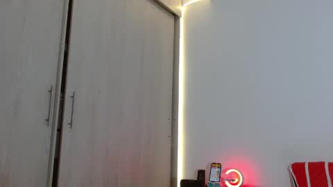 Snapshot of alejo_hot23 chatting on 9, 9, 2025 David online show from 9, 9, 2025
