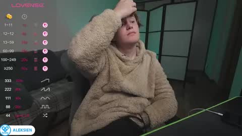 Snapshot of aleks_fisher chatting on 15, 10, 2025 Alex and Linar online show from 15, 10, 2025