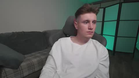 Snapshot of aleks_fisher chatting on 21, 10, 2025 Alex and Linar online show from 21, 10, 2025