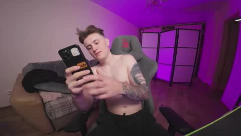 Snapshot of aleks_fisher chatting on 13, 11, 2025 Alex and Linar online show from 13, 11, 2025