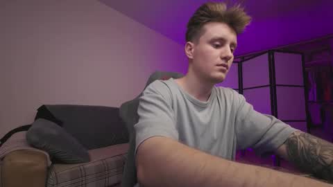 Snapshot of aleks_fisher chatting on 26, 11, 2025 Alex and Linar online show from 26, 11, 2025