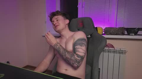 Snapshot of aleks_fisher chatting on 30, 11, 2025 Alex and Linar online show from 30, 11, 2025