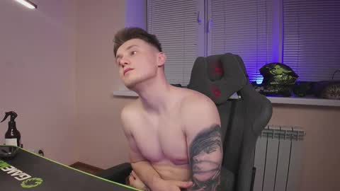 Snapshot of aleks_fisher chatting on 15, 2, 2026 Alex and Linar online show from 15, 2, 2026