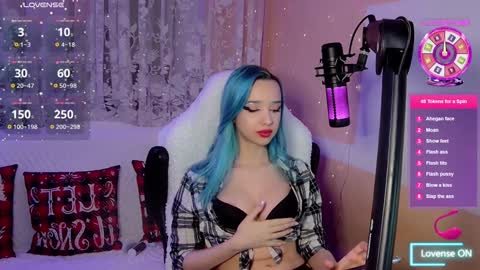 Aleksa Hunt online show from 3, 1, 2025