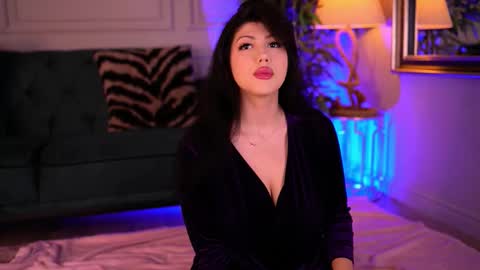 Snapshot of alenacapricious chatting on 6, 11, 2025 alenacapricious online show from 6, 11, 2025