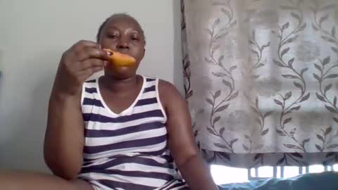 Noreen Kennth and Emilly online show from 30, 9, 2025