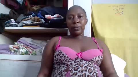 Noreen Kennth and Emilly online show from 19, 10, 2025