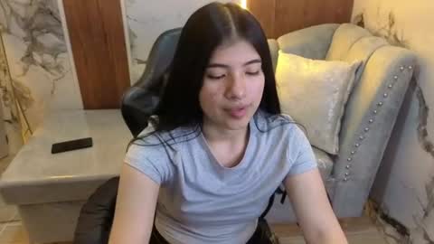 Snapshot of alesia_v chatting on 2, 7, 2026 Live 1000pm 600am COLOMBIAN HOUR online show from 2, 7, 2026