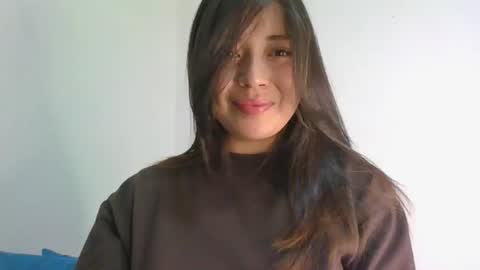 Snapshot of aleska_dollx chatting on 14, 4, 2026 QUEEN OFF MILk IM BACK 15 NOV online show from 14, 4, 2026