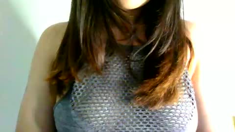 Snapshot of aleska_dollx chatting on 21, 5, 2026 QUEEN OFF MILk IM BACK 15 NOV online show from 21, 5, 2026