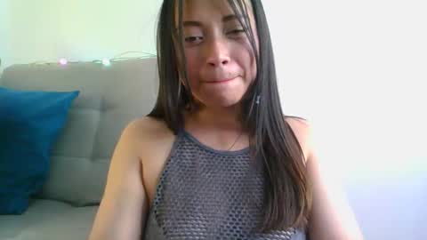 Snapshot of aleska_dollx chatting on 25, 5, 2026 QUEEN OFF MILk IM BACK 15 NOV online show from 25, 5, 2026