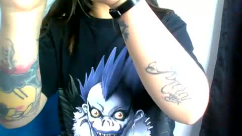 Snapshot of aleska_dollx chatting on 15, 6, 2026 QUEEN OFF MILk IM BACK 15 NOV online show from 15, 6, 2026