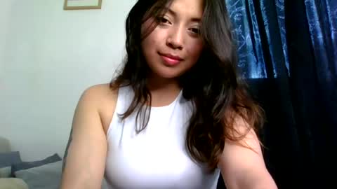 Snapshot of aleska_dollx chatting on 5, 7, 2026 QUEEN OFF MILk IM BACK 15 NOV online show from 5, 7, 2026