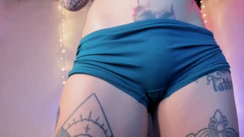 Snapshot of alessafrost_ chatting on 27, 12, 2024 Onlyfans Babykarma6 online show from 27, 12, 2024