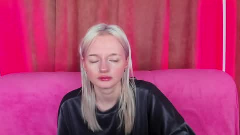 alessakiss online show from 7, 5, 2026