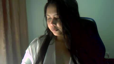 Snapshot of alessandra_cuteandhorny chatting on 28, 6, 2026 Alicee online show from 28, 6, 2026